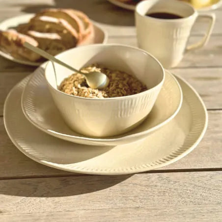 coupelle en grès crème artisanale, design et minimaliste