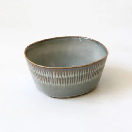 coupelle en grès gris fait à la main au portugal