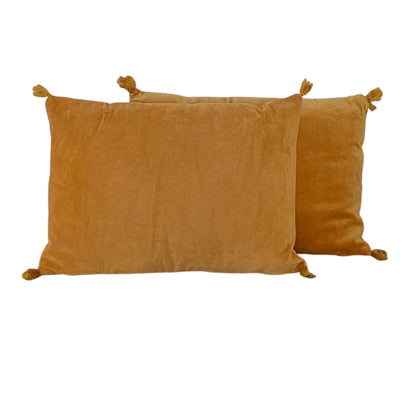 coussin en velours rectangle avec pompoms  bronze fabriqué artisanalement en Inde