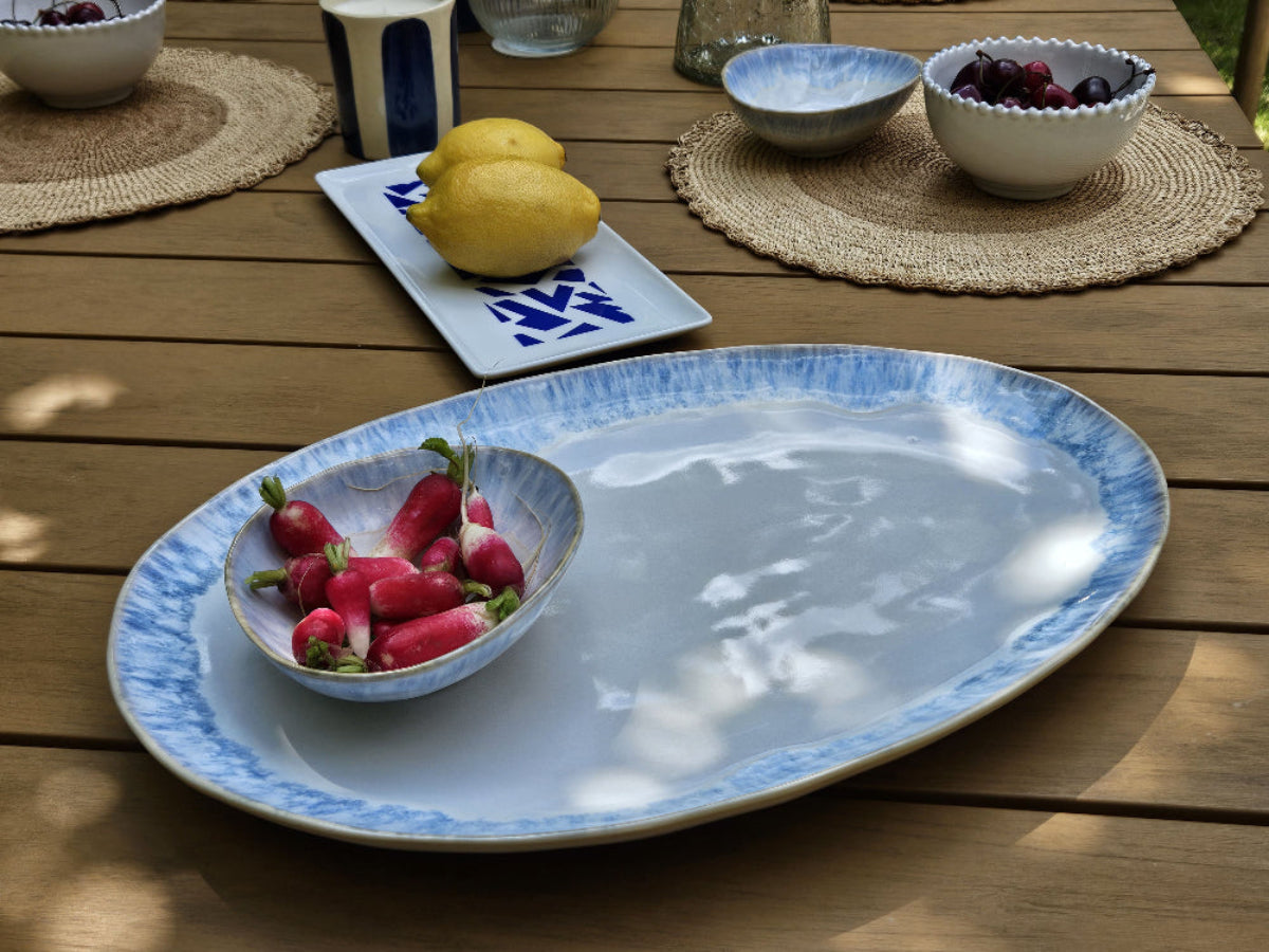 plat de service en céramique