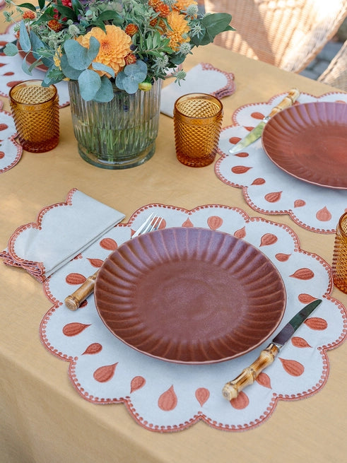 set de table design festonné