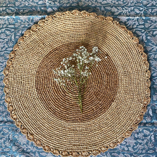 set de table raphia fait à la main