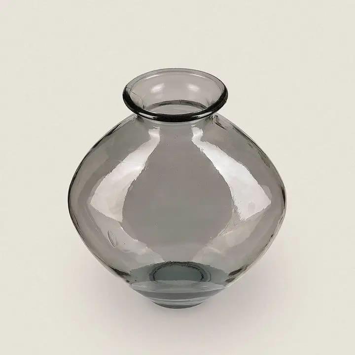 Magnifique vase teinté gris en verre reyclé fabriqué en Allemagne vue de haut