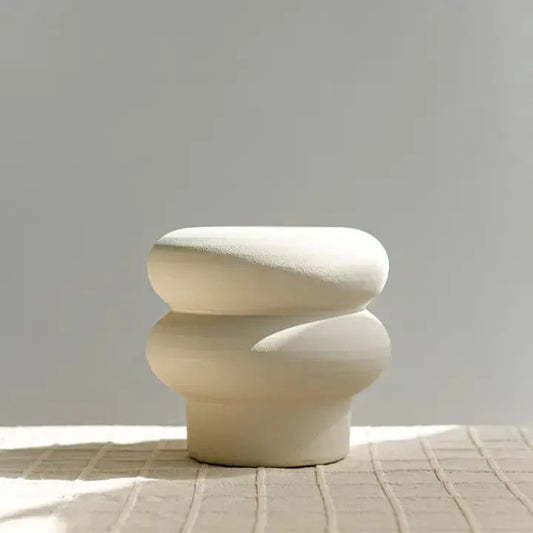 petit vase en céramique beige